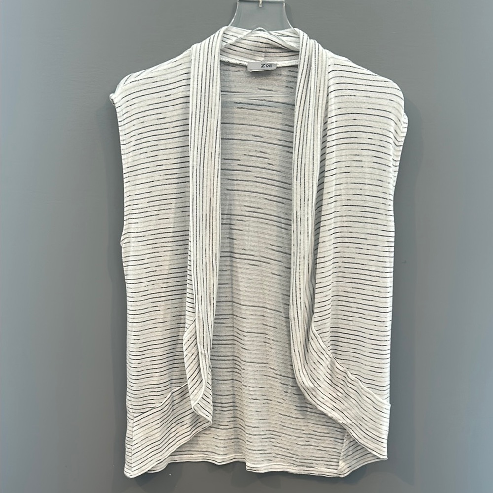 ZOE sleeveless sweater